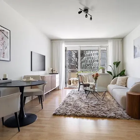 Cozy And Warm 2-room With A Sunny Balcony *